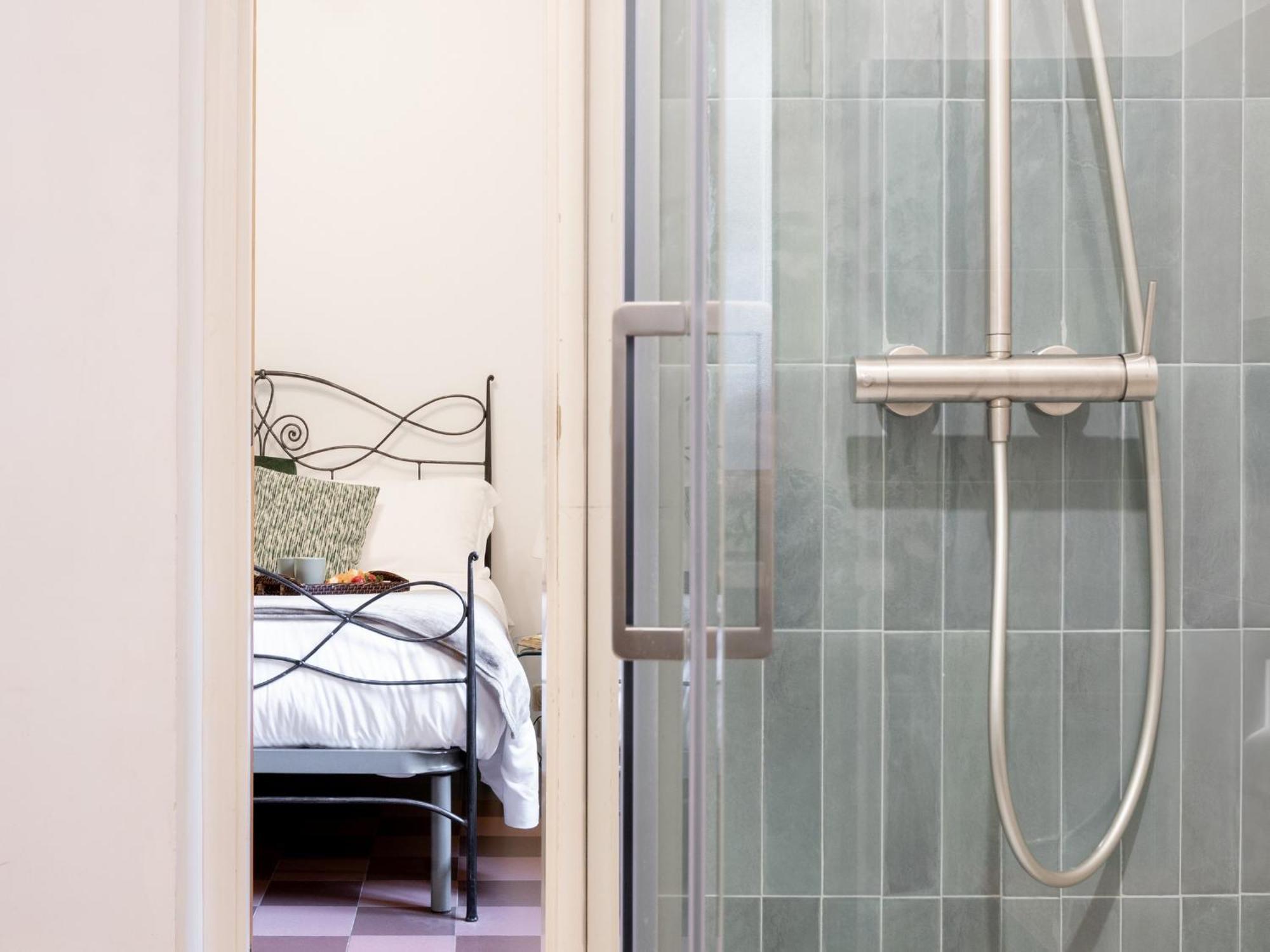 The Rent - Large A Few Steps From The Trevi Fountain Apartment Rom